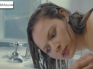Martina garcia การอาบน้ำ xxx วีดีโอ ใน the ซ่อนเร้น หน้า 2011