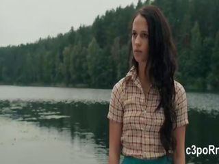 Alicia vikander extraordinary scenă