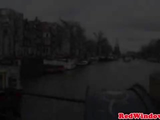 Reāls holandieši iela meitene braucieni un sūkā netīras filma brauciens youngster