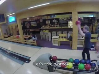 HUNT4K. X rated movie in a bowling place - I've got strike!
