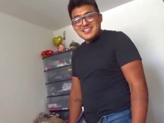 Su primer videó de angelito